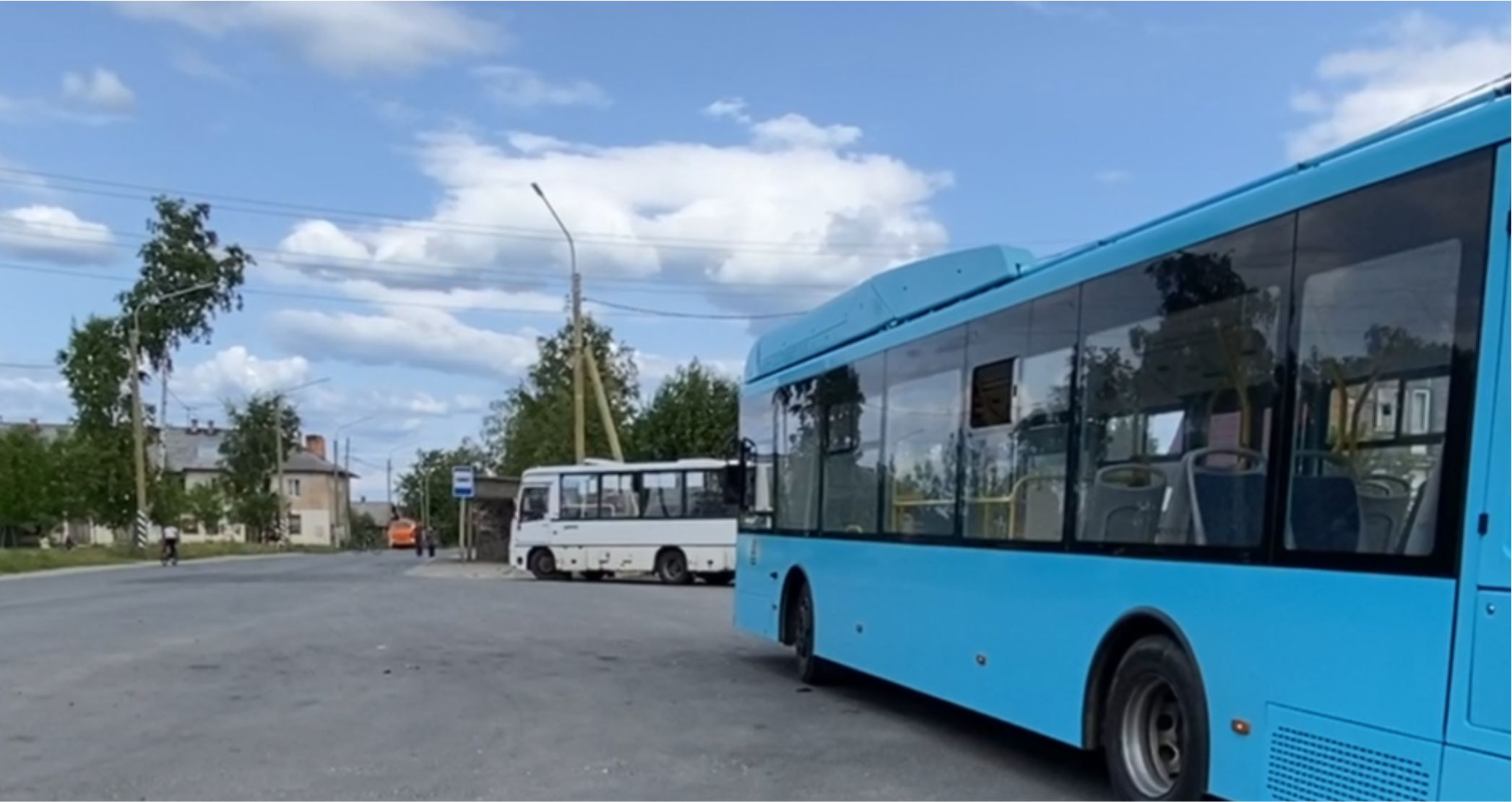 Чиновники проверили работу новых автобусов