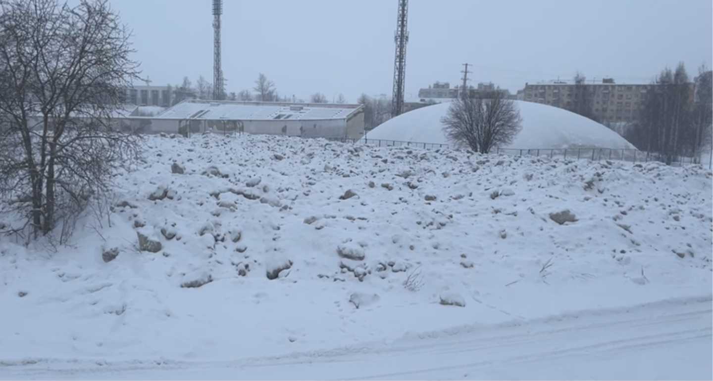 Приключения грязного снега в Петрозаводске
