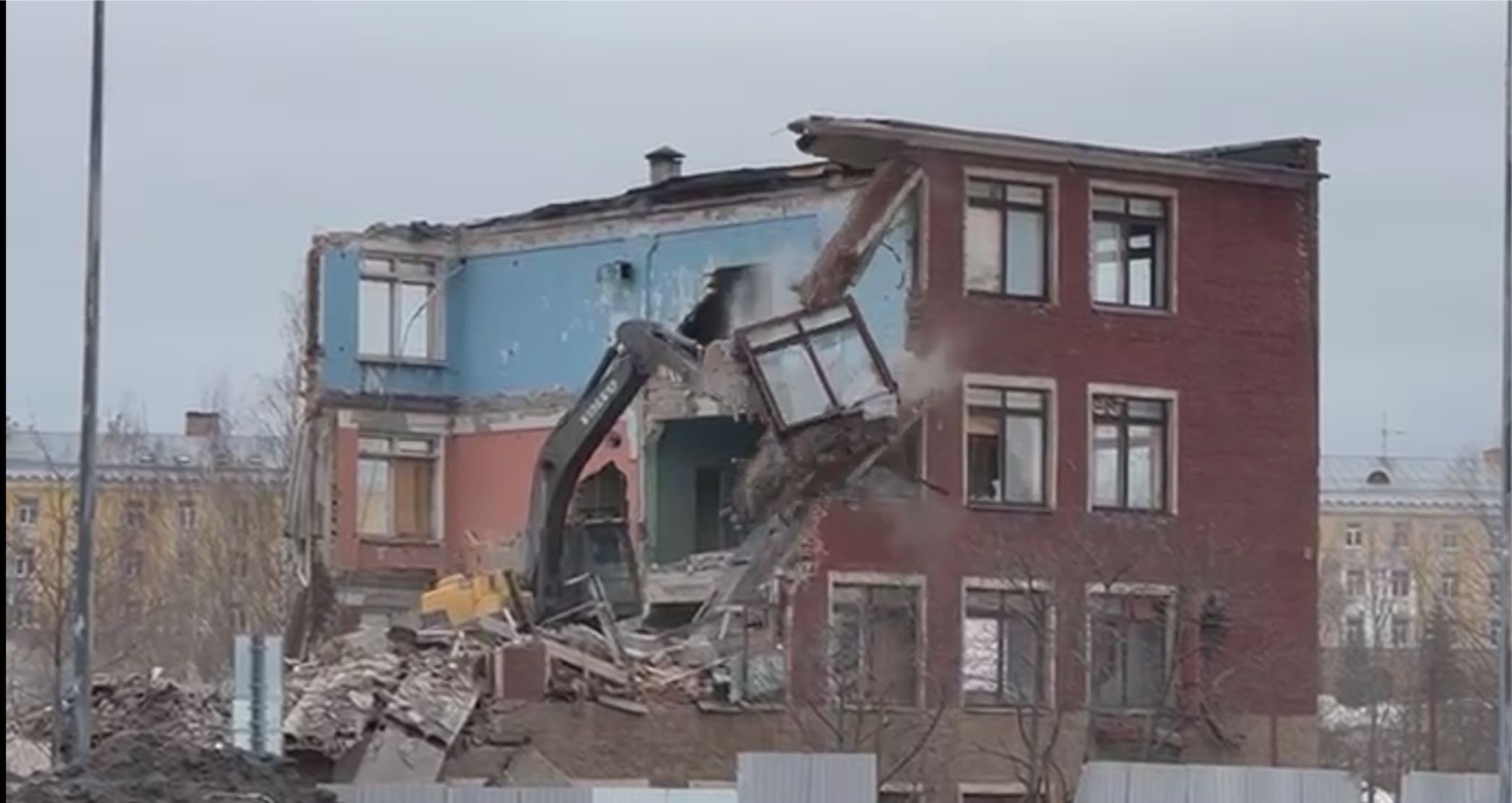 В Петрозаводске сносят историческое здание