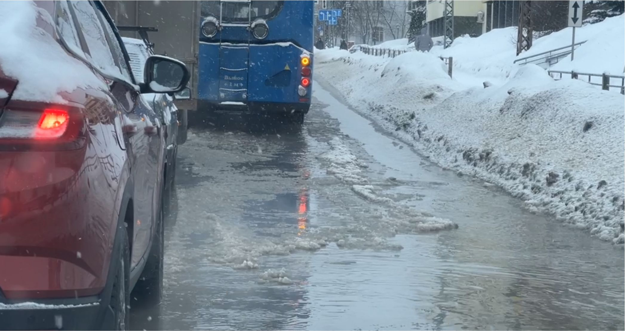 Очередной прорыв на сетях в Петрозаводске — Газета ВСЁ.Онлайн - Новости и бесплатные  объявления (Петрозаводск, Карелия)